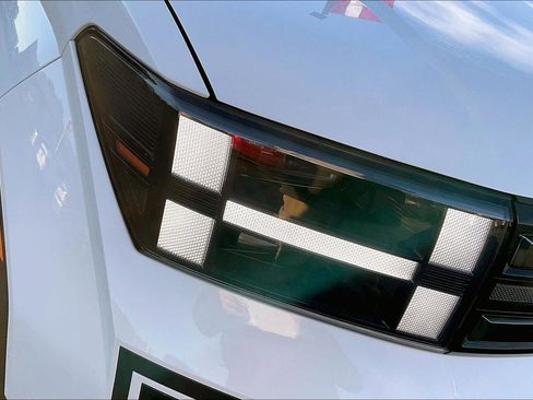 Used 2025 Hyundai Santa Fe Limited image 29