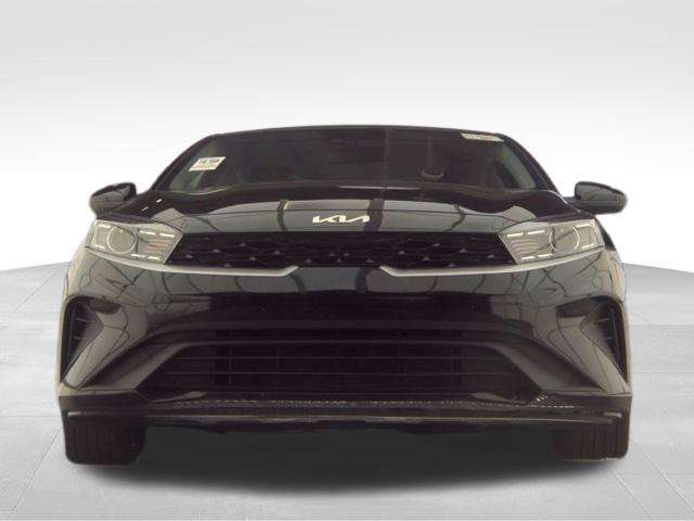 Used 2024 Kia Forte LXS FWD image 3