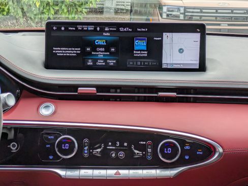 Certified 2022 Genesis GV70 3.5T Sport w/ Sport Prestige Package image 14