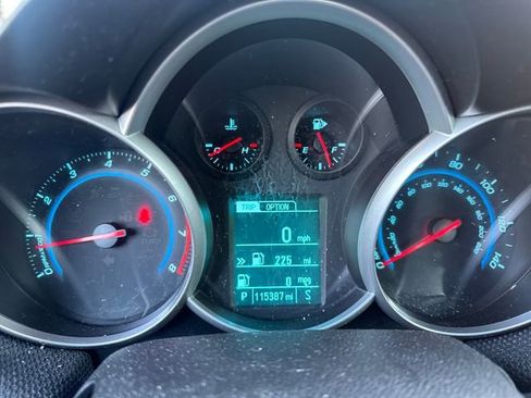 Used 2014 Chevrolet Cruze LT image 11