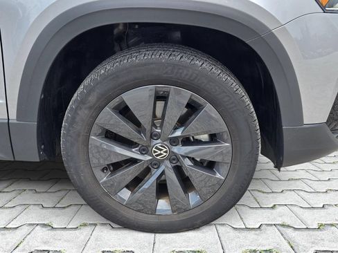 Used 2024 Volkswagen Taos S FWD image 3