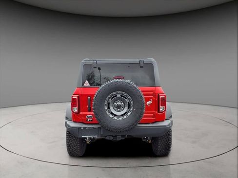 New 2024 Ford Bronco Black Diamond image 7