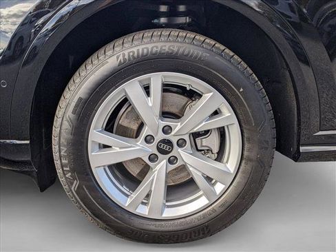 New 2025 Audi Q5 Premium image 9