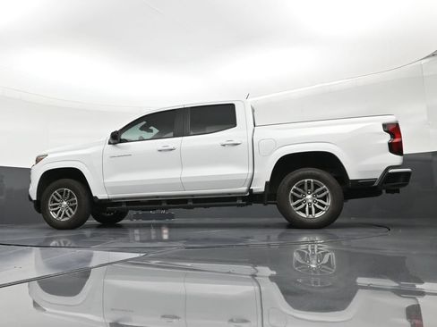 Used 2024 Chevrolet Colorado LT w/ LT Convenience Package RWD image 21