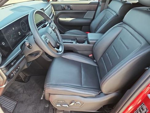 Used 2024 Hyundai Santa Fe Calligraphy image 11
