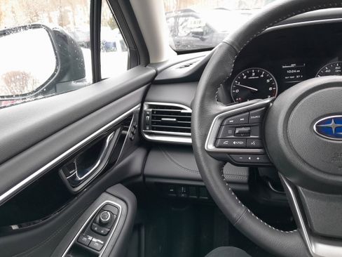 Used 2025 Subaru Legacy Limited image 16