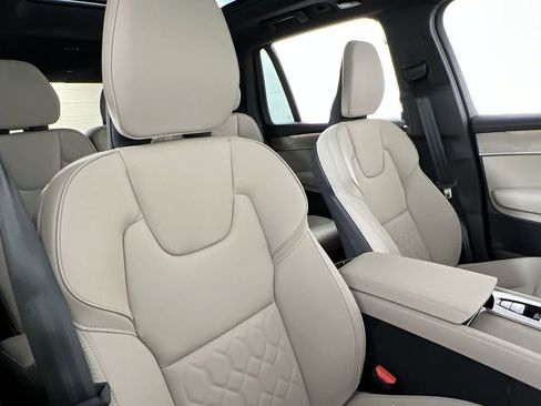 New 2026 Volvo XC90 B6 Plus w/ Protection Package Premier AWD/4WD image 25