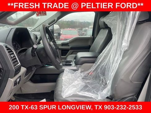 Used 2017 Ford F350 XLT w/ XLT Premium Package image 11