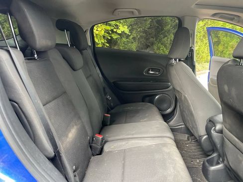 Used 2019 Honda HR-V EX image 19