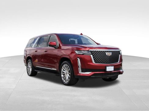 Used 2022 Cadillac Escalade ESV Luxury RWD image 1