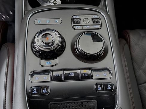 Used 2026 Genesis G90 3.5T Prestige image 17