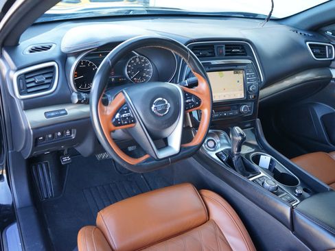 Used 2019 Nissan Maxima Platinum w/ Reserve Package image 16