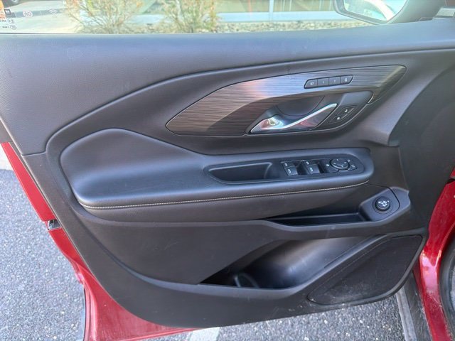 Used 2024 GMC Terrain SLT w/ LPO, Floor Liner Package AWD/4WD image 11