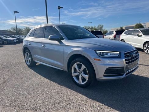 Used 2020 Audi Q5 2.0T Premium image 1