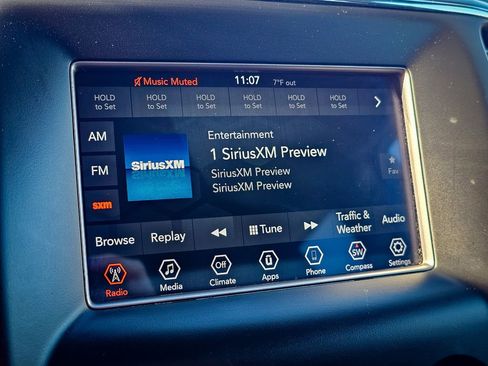 Used 2018 Jeep Grand Cherokee Laredo image 20