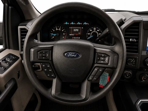 Used 2018 Ford F150 XL w/ Equipment Group 101A Mid AWD/4WD image 16