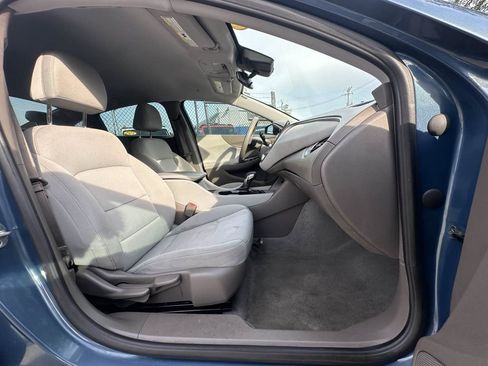 Used 2024 Chevrolet Malibu LS FWD image 25