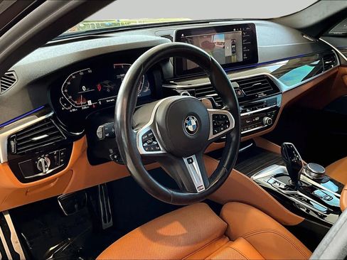 Used 2021 BMW 530i w/ M Sport Package RWD image 19