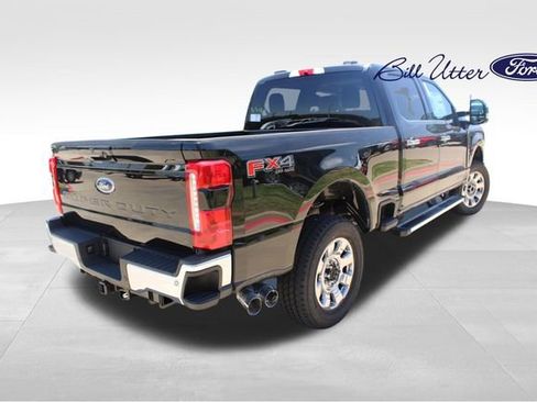 New 2025 Ford F250 Lariat w/ Chrome Package image 3
