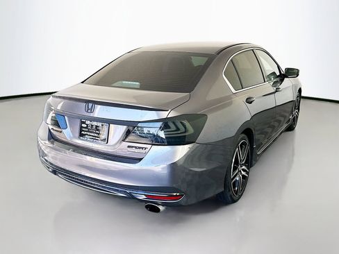 Used 2017 Honda Accord Sport Special Edition image 7