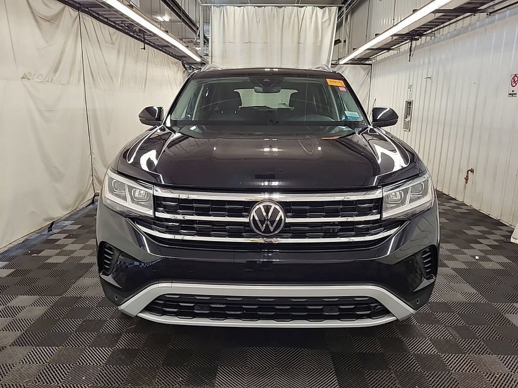 Used 2022 Volkswagen Atlas SEL AWD/4WD image 2