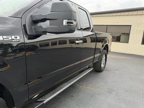 Used 2018 Ford F150 XLT w/ Equipment Group 302A Luxury AWD/4WD image 30