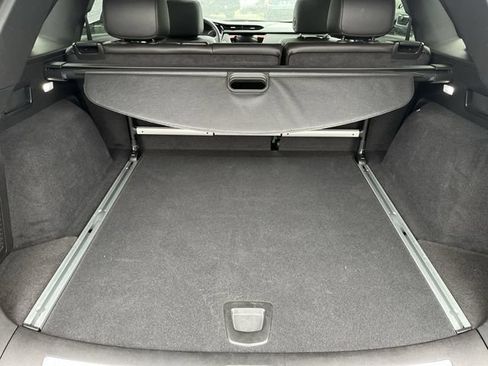 Used 2025 Cadillac XT5 Premium Luxury FWD image 23
