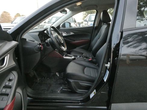 Used 2018 MAZDA CX-3 Touring image 12