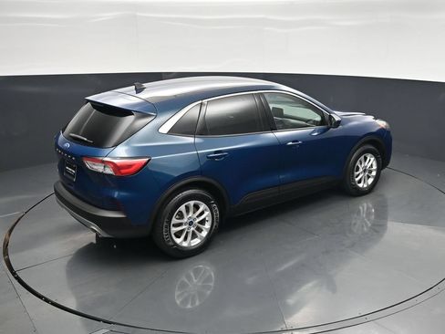 Used 2020 Ford Escape SE FWD image 38