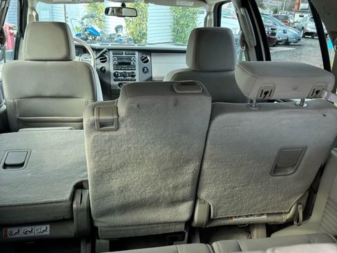 Used 2008 Ford Expedition XLT image 30