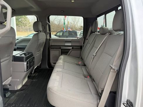 Used 2016 Ford F150 XLT w/ Equipment Group 302A Luxury image 9