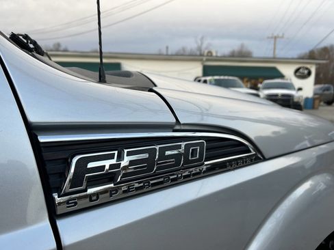 Used 2015 Ford F350 Lariat w/ Lariat Interior Package image 13