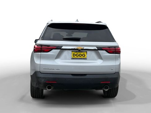 Used 2022 Chevrolet Traverse LT image 4