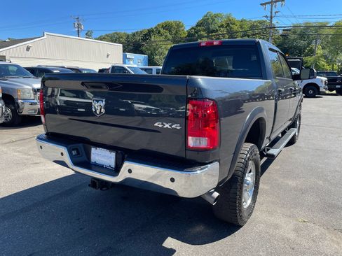 Used 2016 RAM 2500 Tradesman w/ Chrome Appearance Group AWD/4WD image 5
