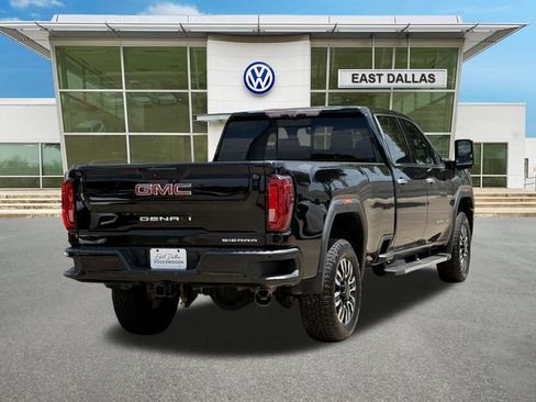 Used 2020 GMC Sierra 3500 Denali w/ Denali Ultimate Package AWD/4WD image 3