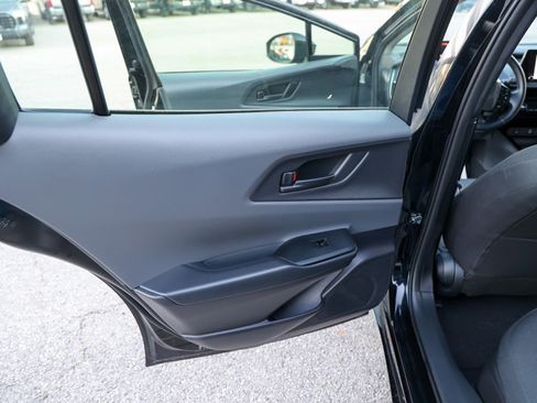 Used 2025 Toyota Prius LE image 34