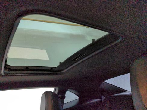 Used 2011 Chevrolet Camaro LT w/ RS Package image 27