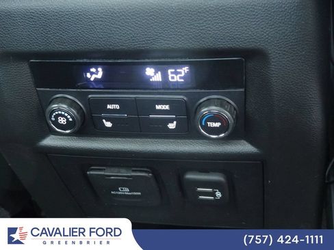 Used 2023 Chevrolet Traverse Premier w/ Redline Edition AWD/4WD image 14