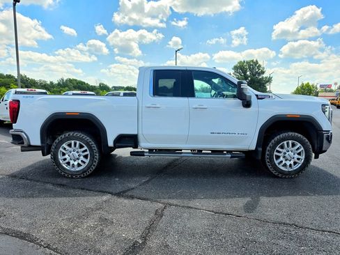 Used 2024 GMC Sierra 2500 SLE w/ SLE Value Package; AWD/4WD image 14