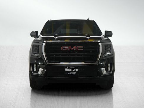 Used 2023 GMC Yukon XL SLE image 8