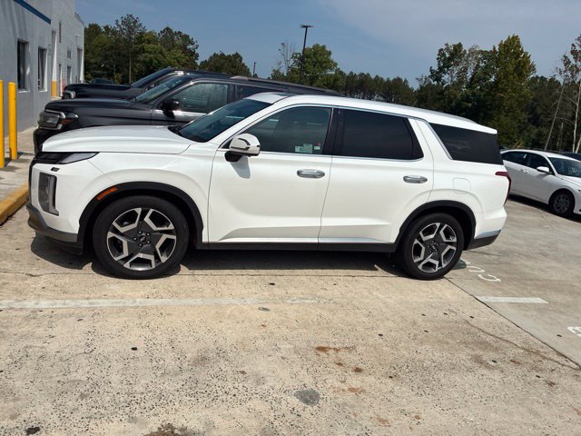 Used 2024 Hyundai Palisade Limited FWD image 10