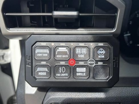 Used 2024 Toyota Tacoma TRD Off-Road w/ TRD Off Road Premium Package AWD/4WD image 26