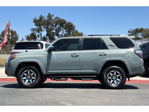 Certified 2023 Toyota 4Runner TRD Off-Road Premium w/ Off Road Premium Plus Package AWD/4WD image 7