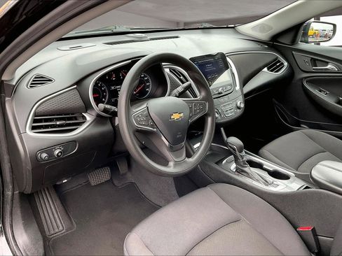 Used 2023 Chevrolet Malibu LT image 17