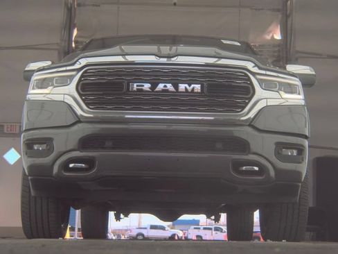 Used 2019 RAM 1500 Limited RWD image 11