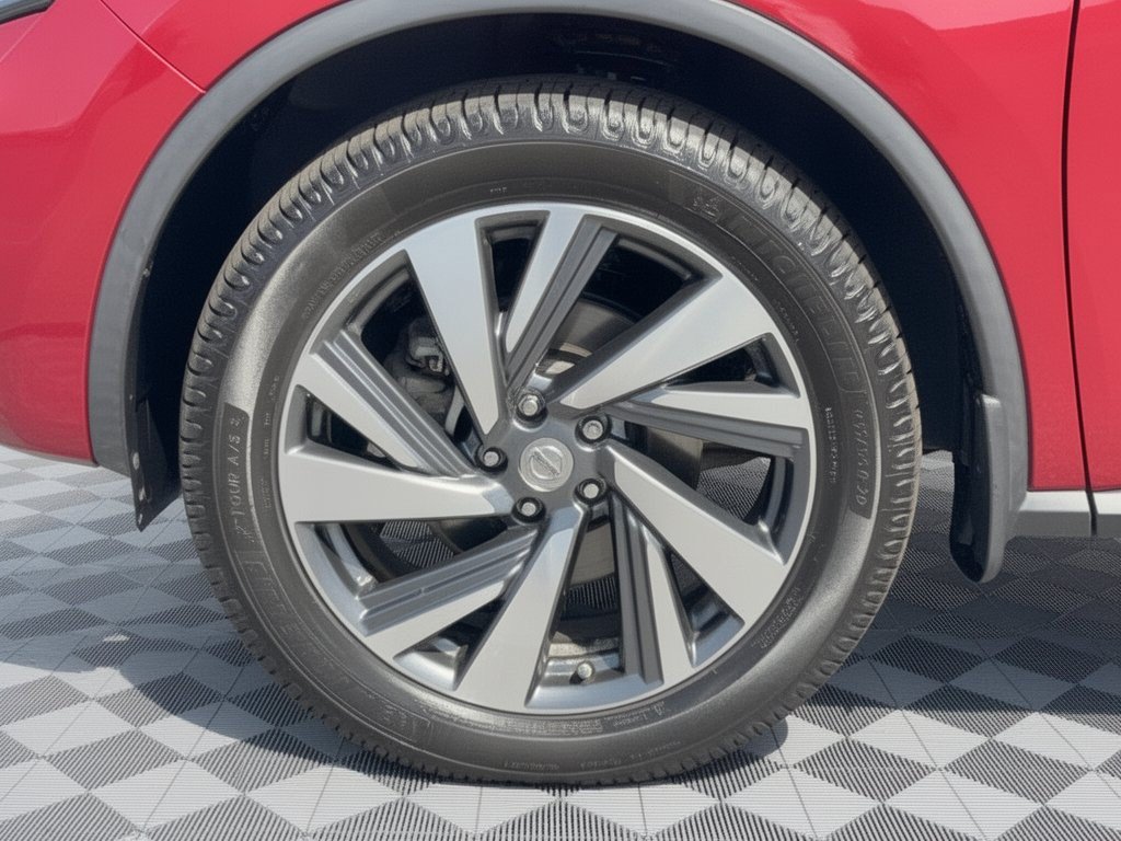 Used 2015 Nissan Murano Platinum w/ Platinum Technology Package FWD image 13