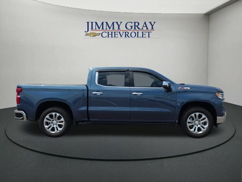Used 2024 Chevrolet Silverado 1500 LTZ w/ LTZ Premium Package AWD/4WD image 6