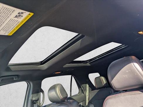 Used 2017 Ford Explorer Sport image 20