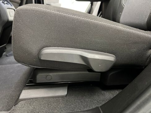 Used 2025 Chevrolet Blazer LT image 14