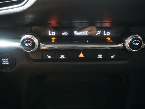 Used 2022 MAZDA CX-30 AWD 2.5 S w/ Premium Package image 21